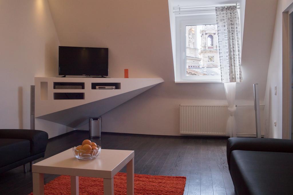 Helena Apartment With View On St. Stephan'S Basilica Budapest Exterior foto